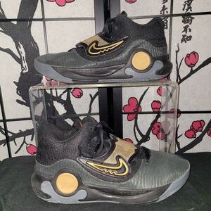 Nike KD Trey 5 X Mid Sneakers